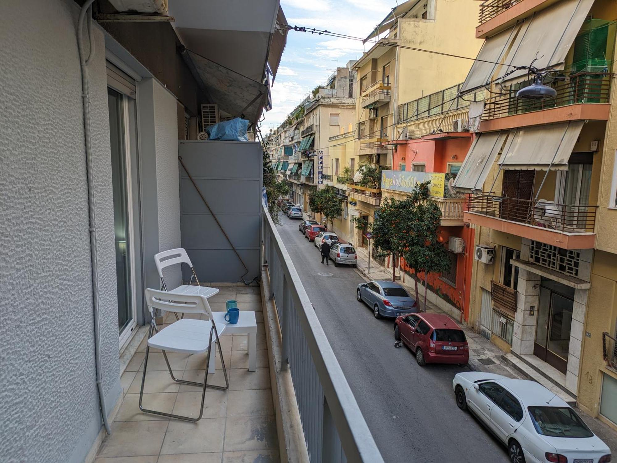 Lavender-Emma Cosy Apartment Near City Center Atenas Exterior foto
